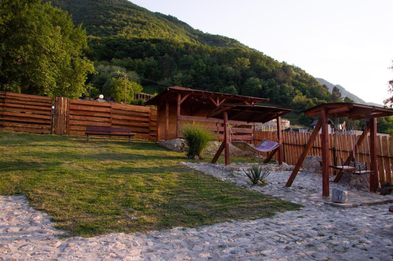 Smestaj Popovic Perucac Exterior foto